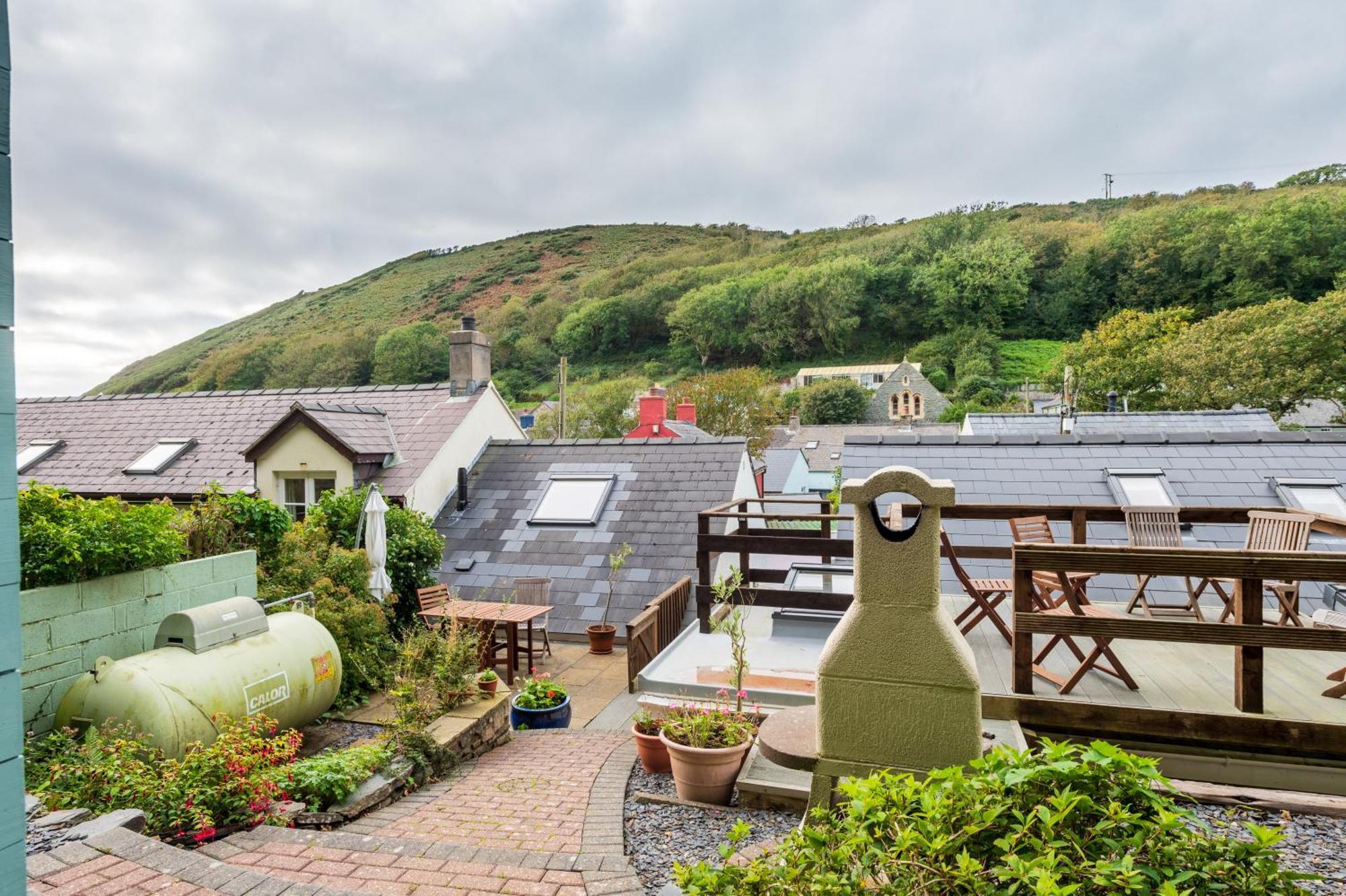 Riverside Bothy In Heart Of Scenic Harbour Village Solva Eksteriør bilde